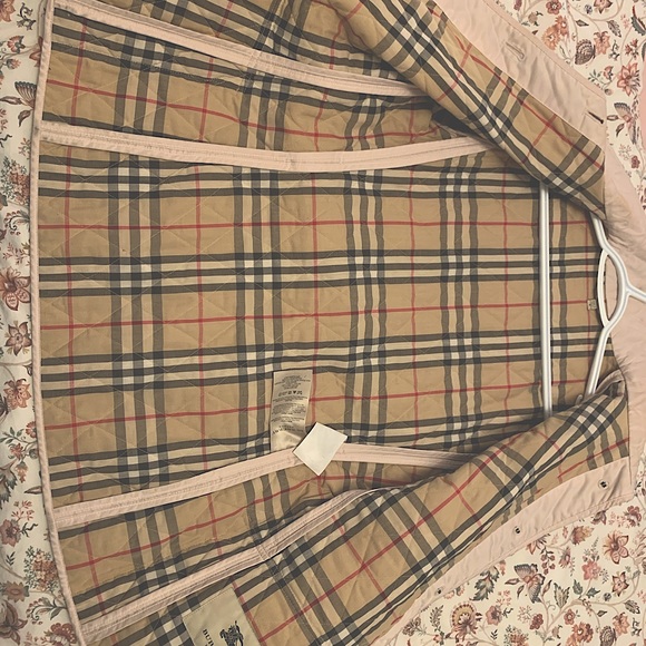 Authentic Quilted Burberry Coat - Picture 2 of 7